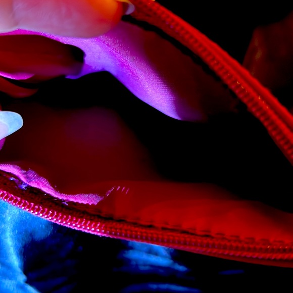 Vintage Very Cute Wallet from Brugge, Belgium, Hand Embroidered, Preowned - Picture 3 of 5